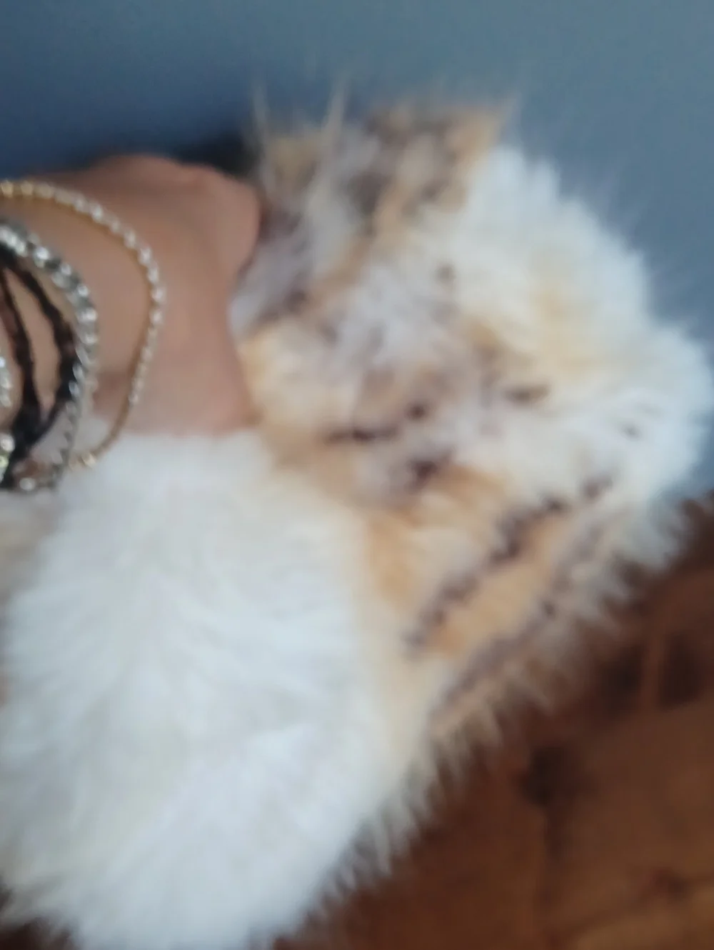 Fluffy ,soft Clutch